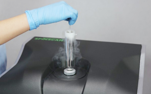 电子顺磁共振波谱仪